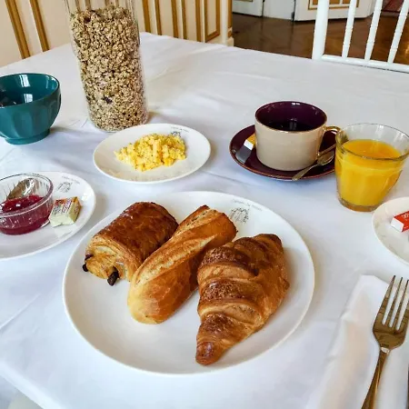 Chateau De 3* Moliens