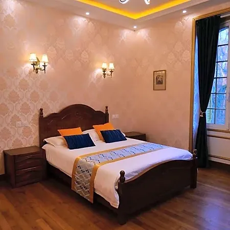 Chateau De 3*