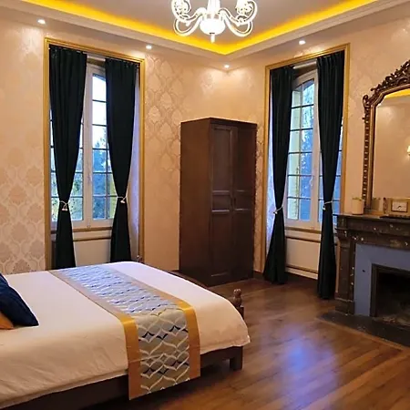 Chateau De 3*