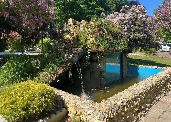 Couette-café Chateau De