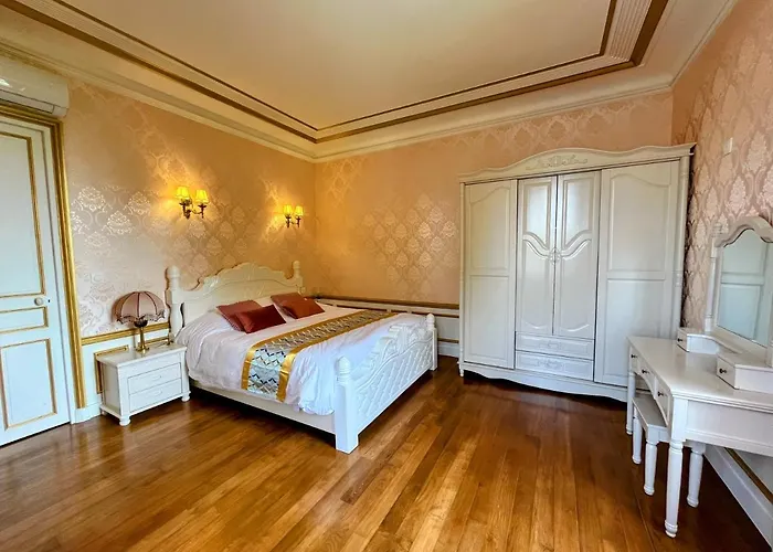 住宿加早餐酒店 Chateau De 3*